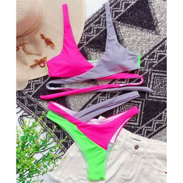 Wielokolorowe bikini wiązane