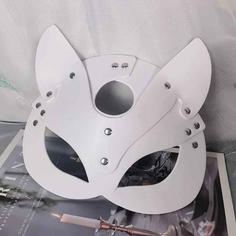 Blanc Masque en cuir avec oreilles