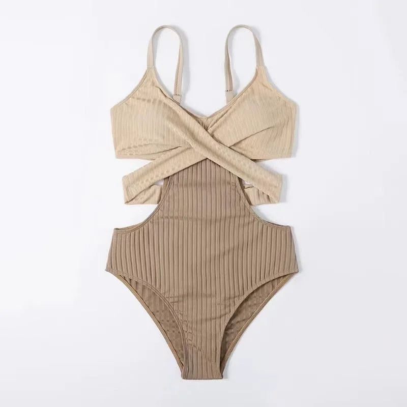 Maillot de bain une pièce côtelé avec découpes sur les côtés