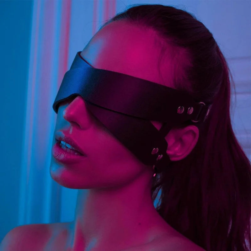 Noir Masque pour les yeux en cuir