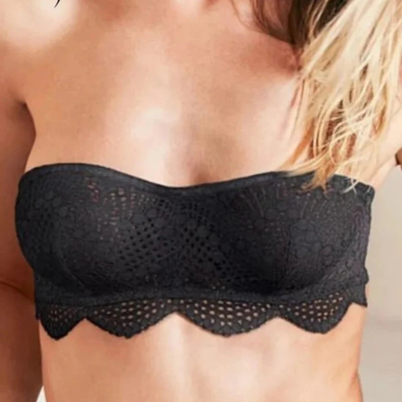 Soutien-gorge bandeau en dentelle
