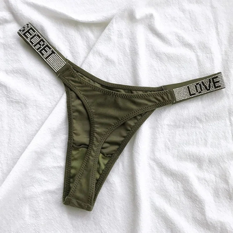 String pour Femme - Souple et Confortable