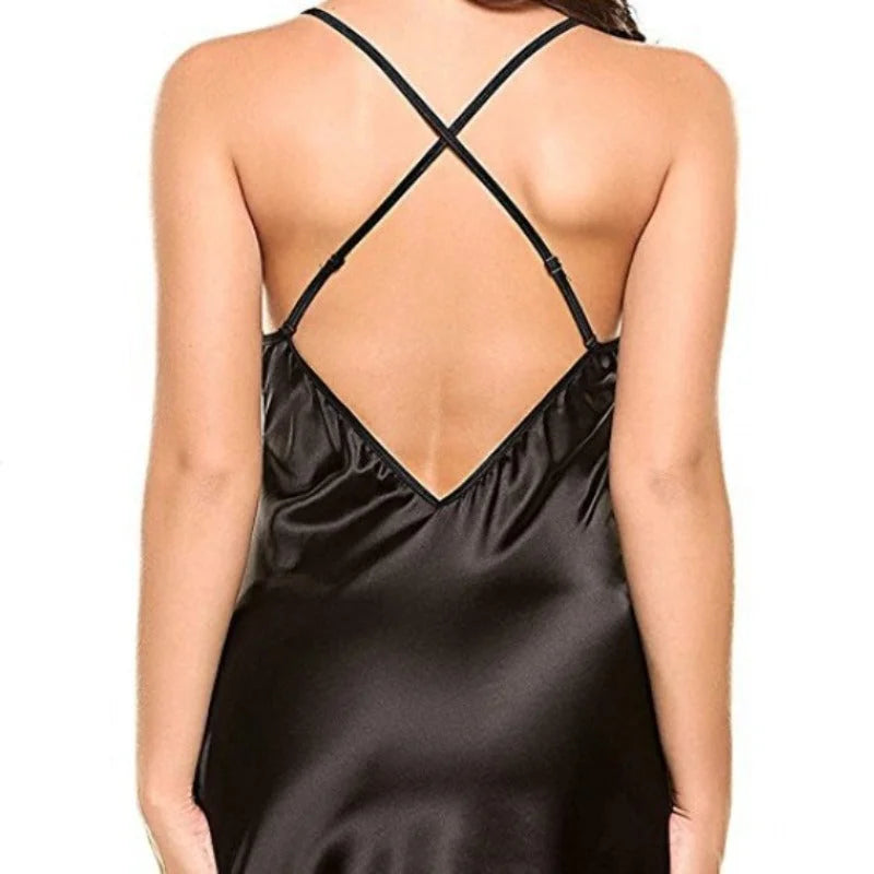  Chemise de nuit en satin avec dentelle