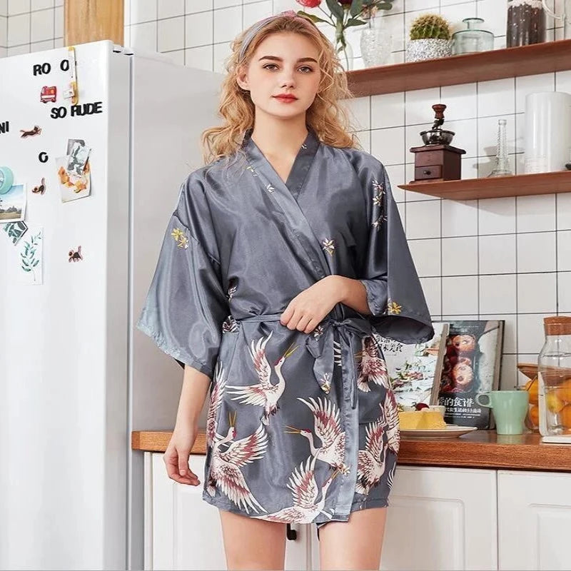 Gris Kimono Femme - avec Motif d'Oiseau