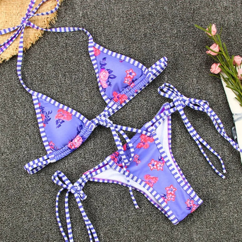  Maillot de bain deux pièces à motif fleuri et bretelles longues