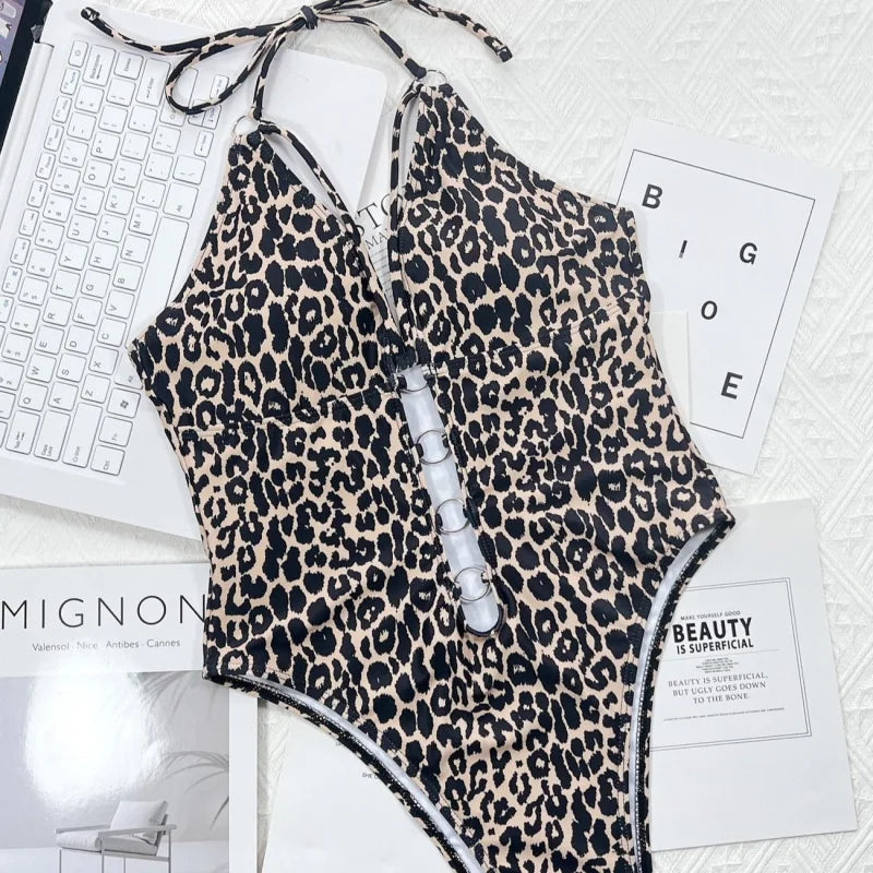  Maillot de bain une pièce imprimé léopard au décolleté plongeant