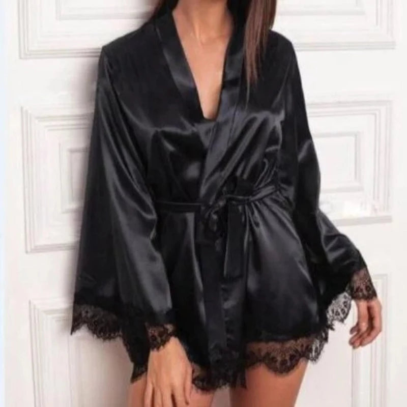 Noir Kimono avec Dentelle Noire - Déshabillé Sensuel