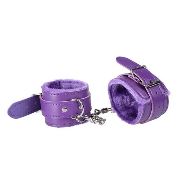 Violet Menottes en cuir avec fourrure